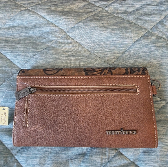 Trinity Ranch Cowhide Purse + Wallet - Picture 4 of 10